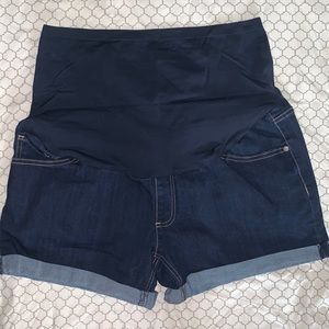 Maternity XL shorts